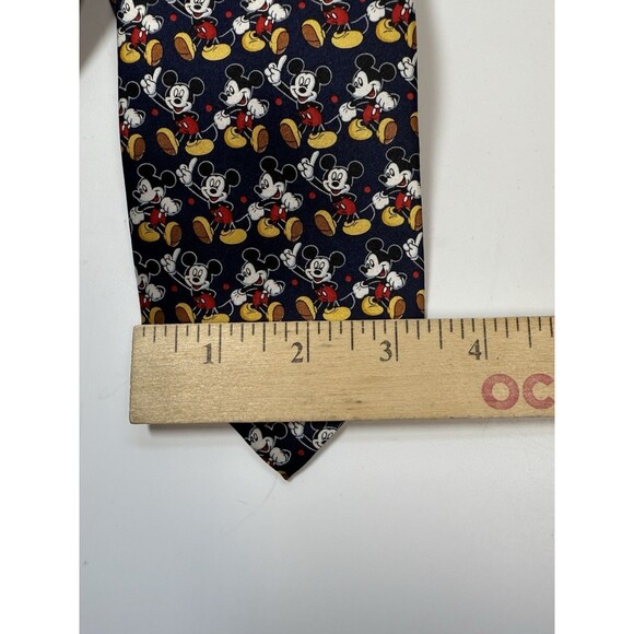 Mickey Unlimited Disney Mickey Mouse Silk Neck Tie New - Picture 4 of 7